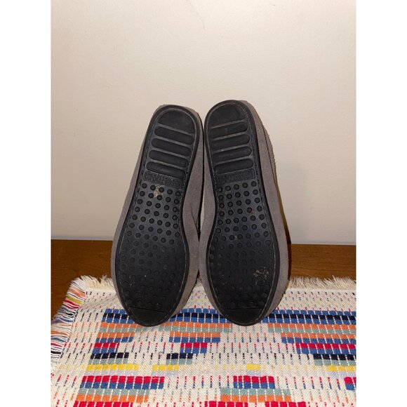 Minnetonka Moccasins Women's Kilty Hardsole Moccasin Grey Suede 6.5 Southwest - Picture 3 of 6